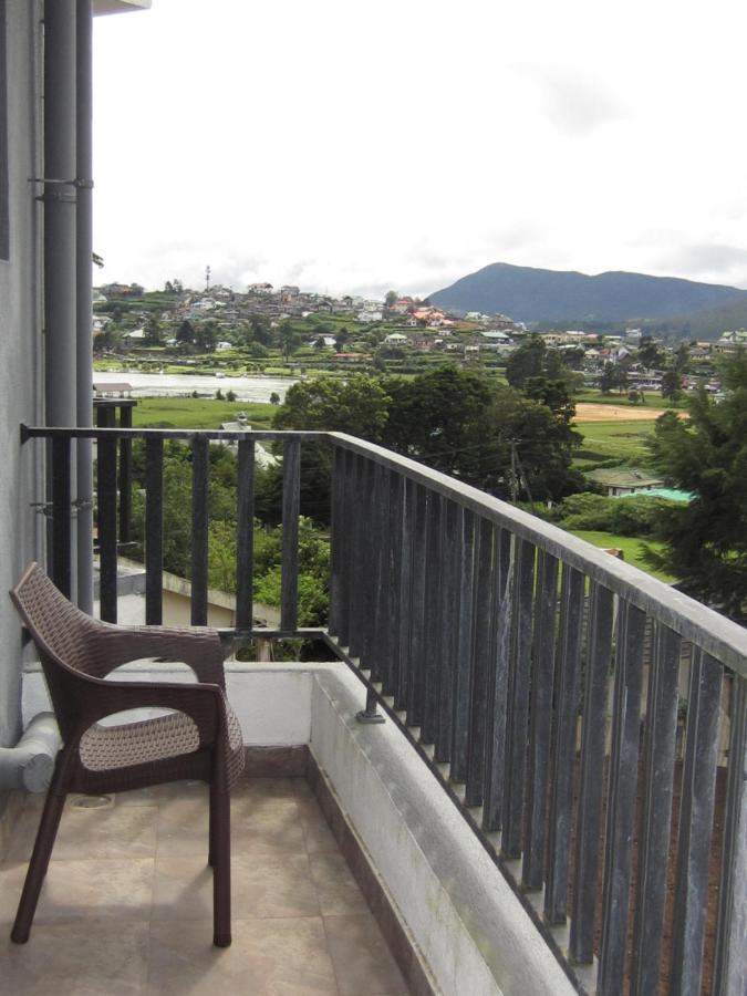 Chanya Luxury Apartment, S 31, Lake View Residencies نوفارا إيلِيا المظهر الخارجي الصورة