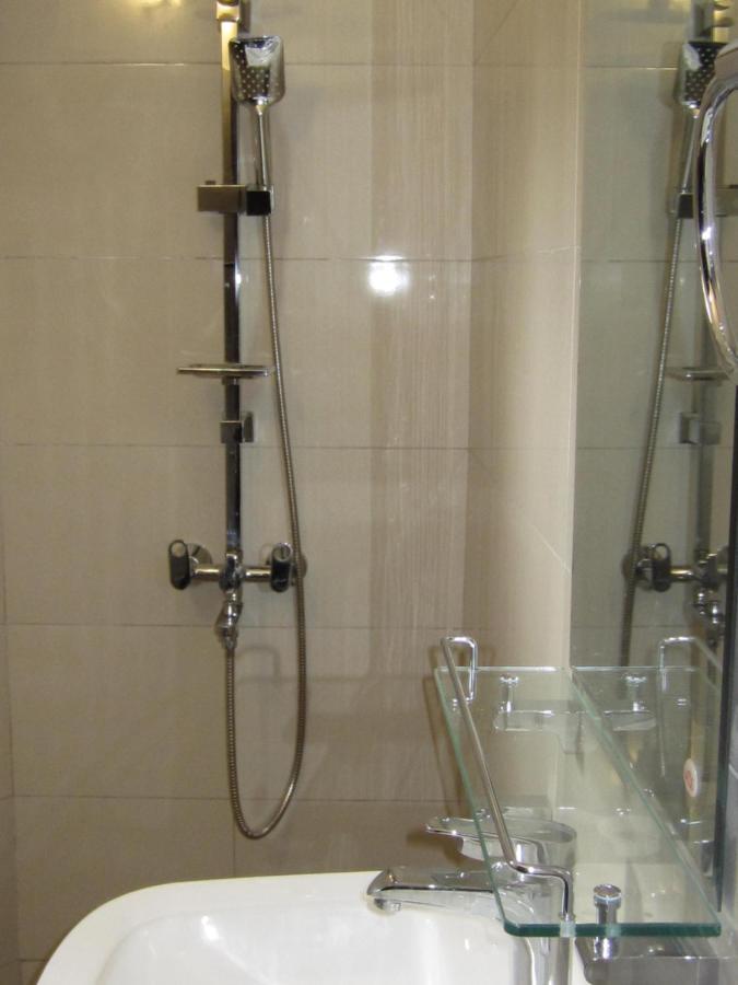 Chanya Luxury Apartment, S 31, Lake View Residencies نوفارا إيلِيا المظهر الخارجي الصورة