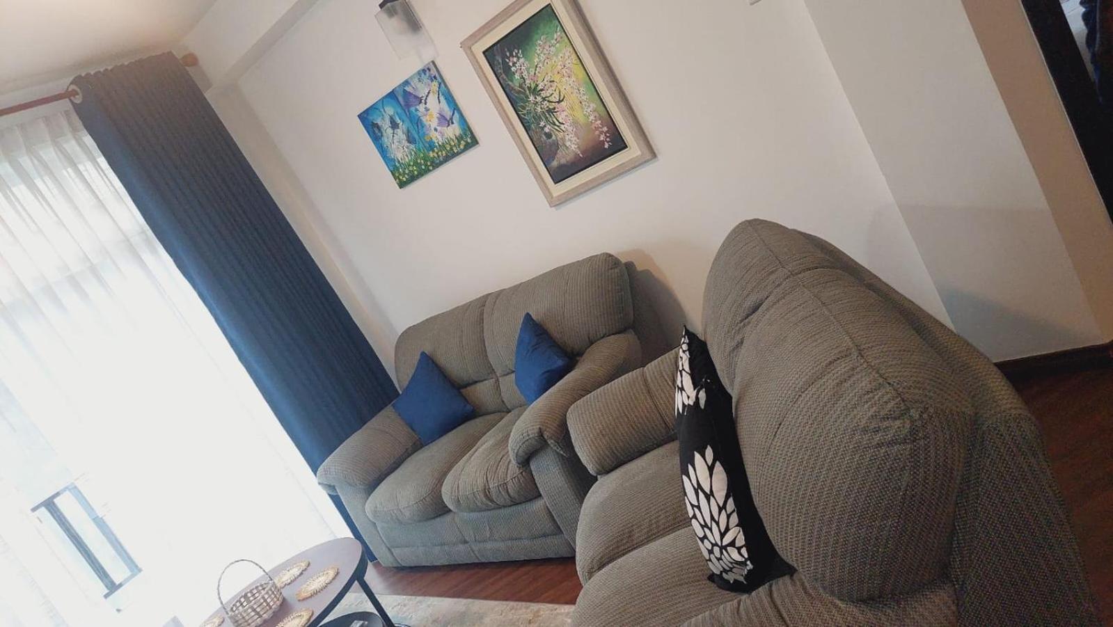 Chanya Luxury Apartment, S 31, Lake View Residencies نوفارا إيلِيا المظهر الخارجي الصورة